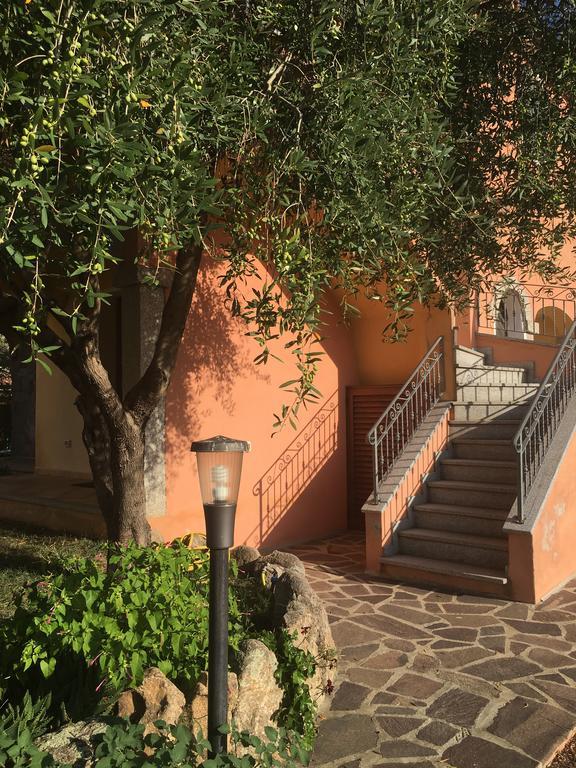 I Mari Di Gallura Apartment San Teodoro  Dış mekan fotoğraf