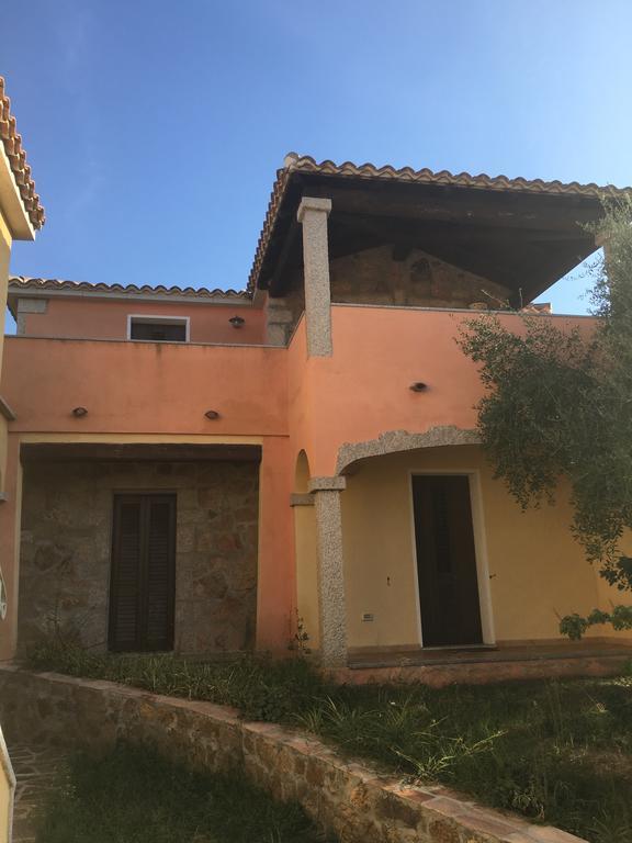 I Mari Di Gallura Apartment San Teodoro  Dış mekan fotoğraf
